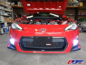 トヨタ86(ZN6)のフォグランプにスフィアライトLEDバルブを装着