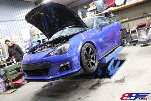 デモカーBRZの装着間もないタイヤにまさかの釘