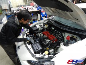 ブレンボキャリパーを装着したレーシーな86(ZN6)の納車前整備を行いました。