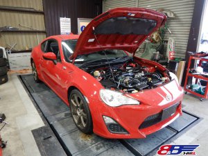 WORKホイールで足元もカッコよく仕上がった86(ZN6)の納車前整備を行いました。