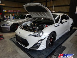 TRDエアロで外装もバッチリ！86(ZN6)の納車前整備を行いました。