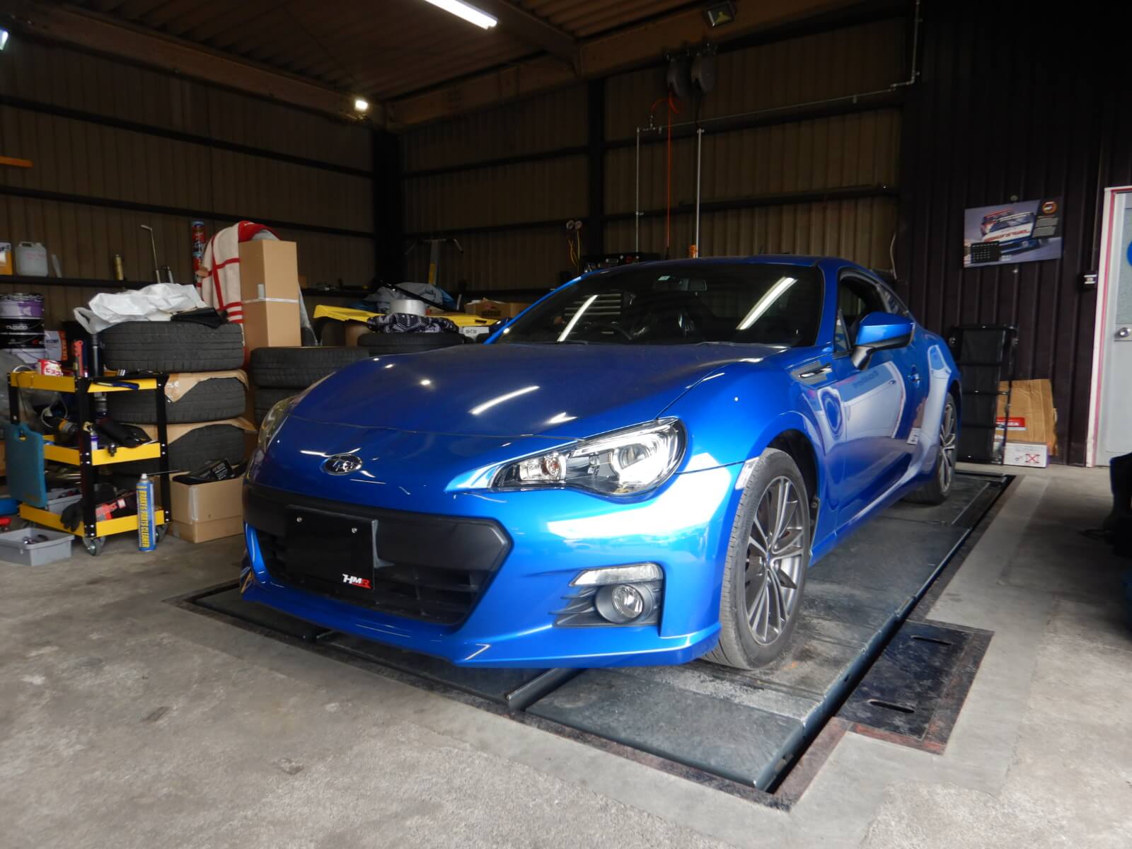 鮮やかなWRブルーのBRZ(ZC6)納車前の点検整備とクラッチ交換を行いました。