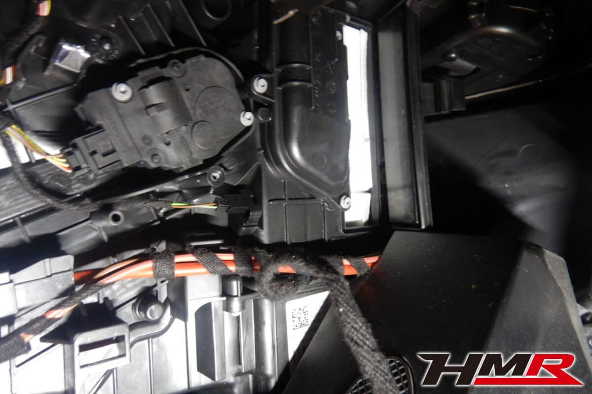 ミニクーパーSD(F55)納車前点検整備