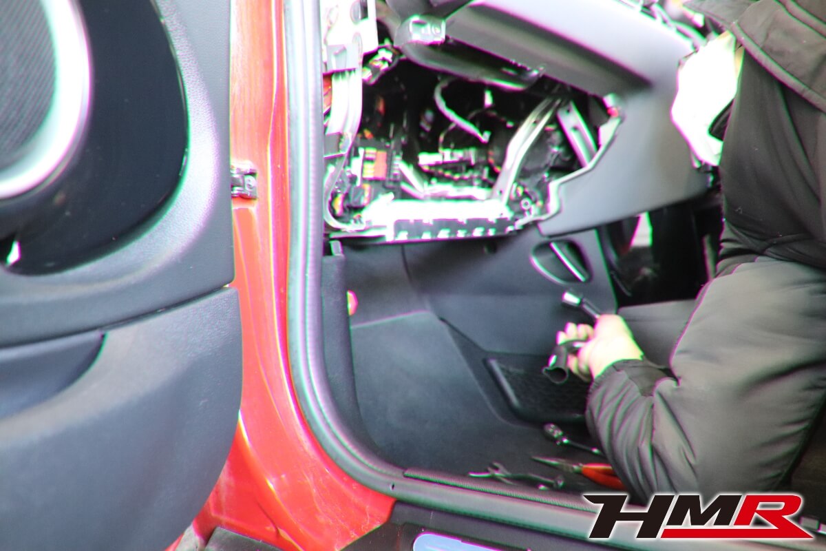 ミニクーパーS(F56)ドラレコ取付