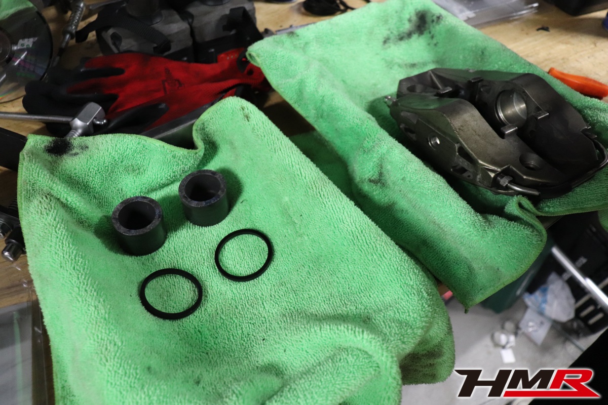 86エンドレスキャリパーOH