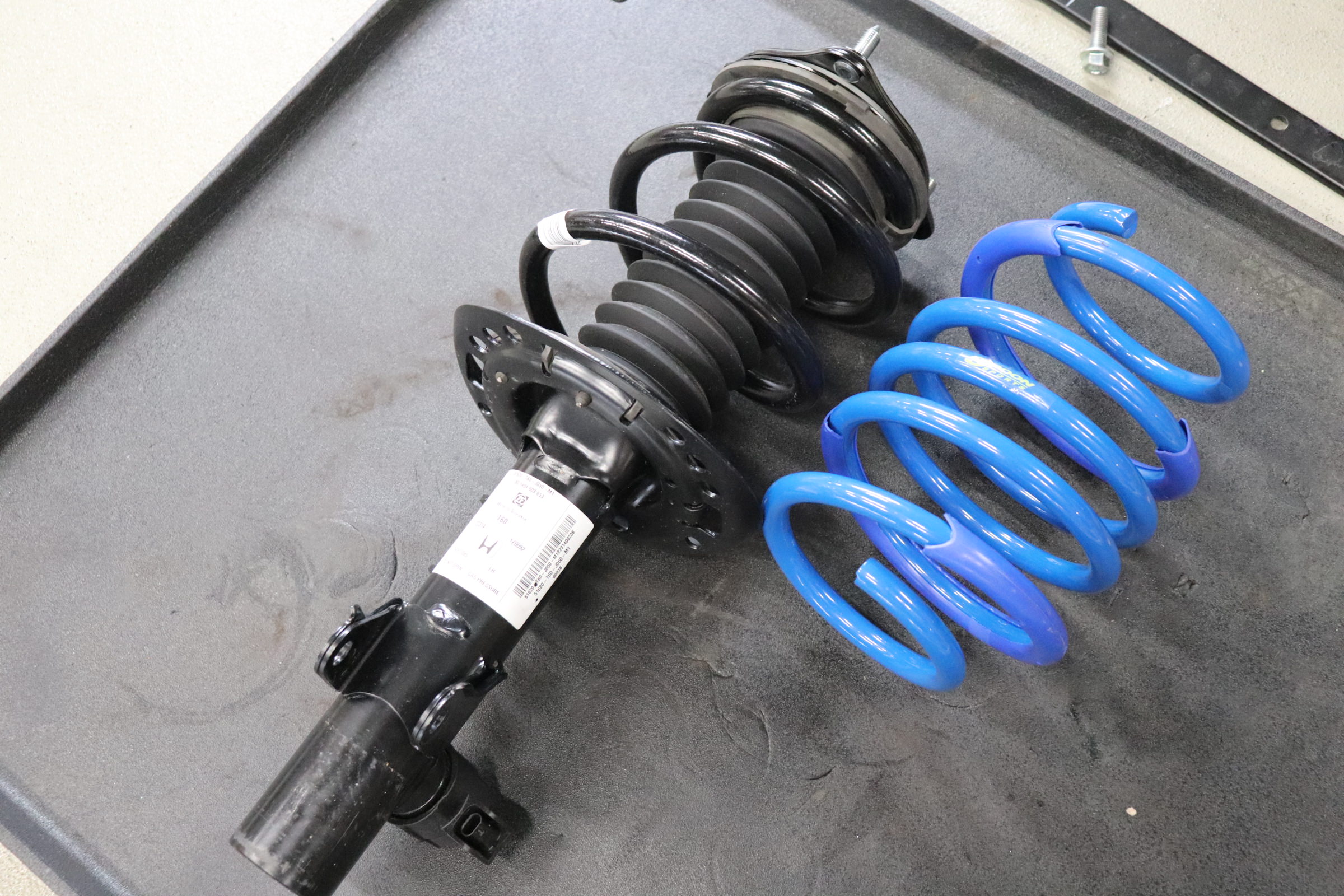 シビックタイプR(FL5) SPOONダウンサス取付け