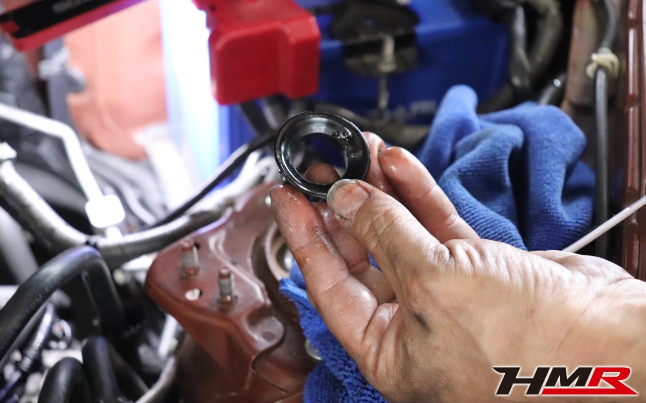 86(ZN6) エンジンオイル漏れ修理