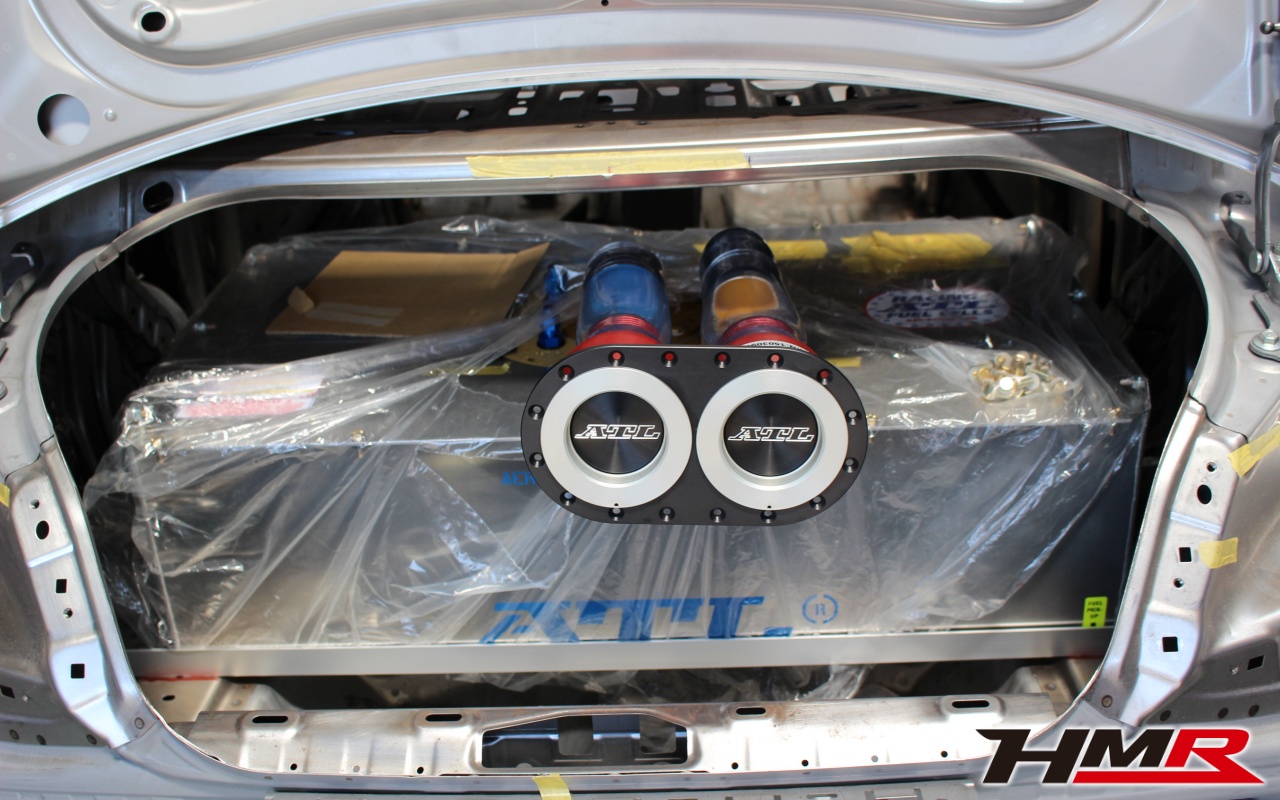 GR86燃料タンク設置