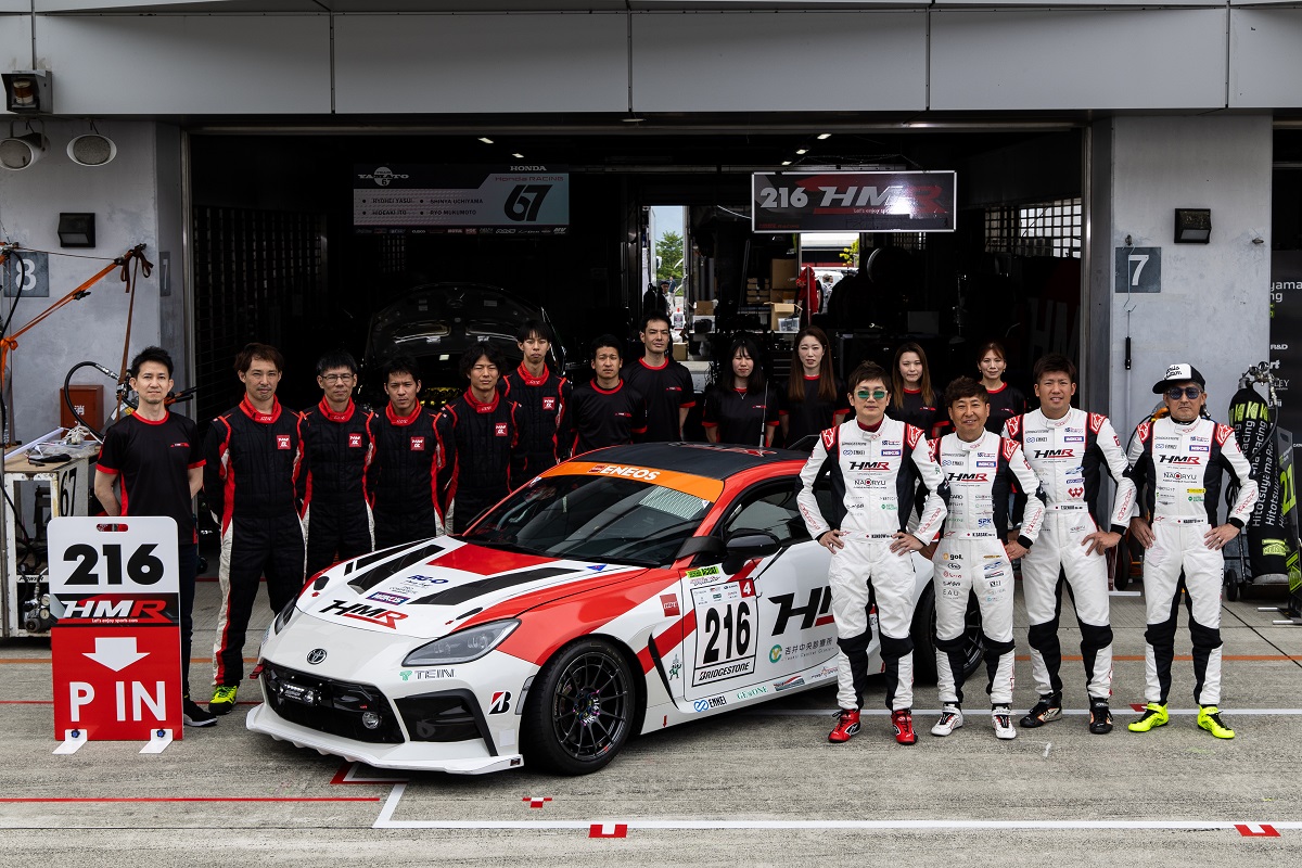 スーパー耐久に自社チームにて参戦中