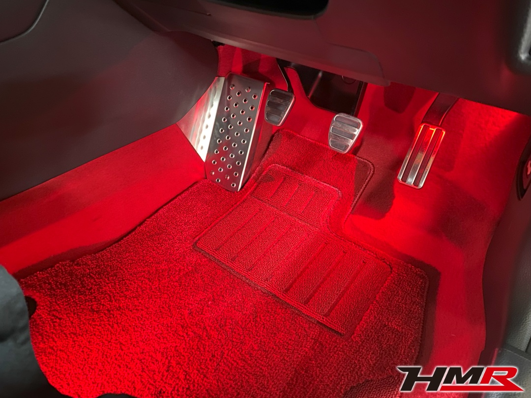 シビックタイプR(FL5)フットプレートカバー取付け